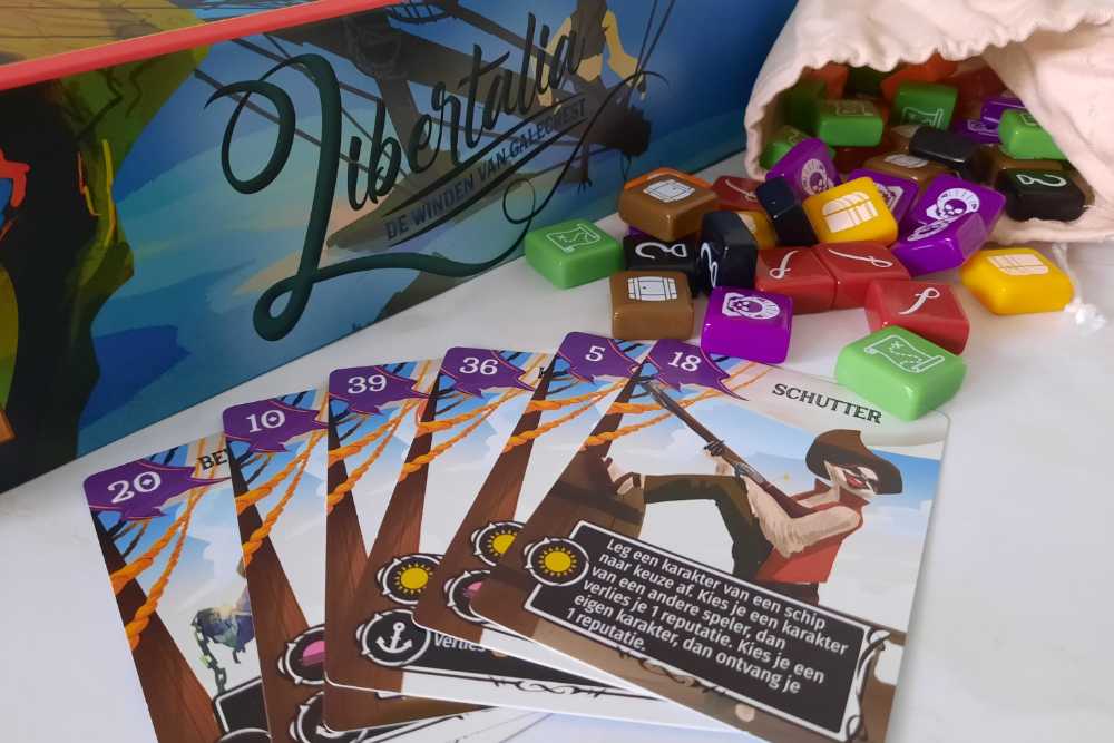 Set met 6 karakterkaarten uit het spel libertalia